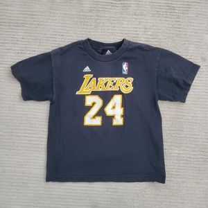 LAKERS Kobe Bryant YOUTH  T shirt large